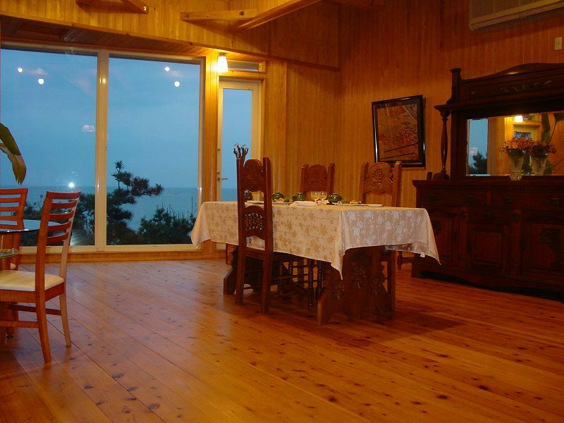 愛犬とお泊まり　海辺のお宿の夕食付プラン（朝食なし）