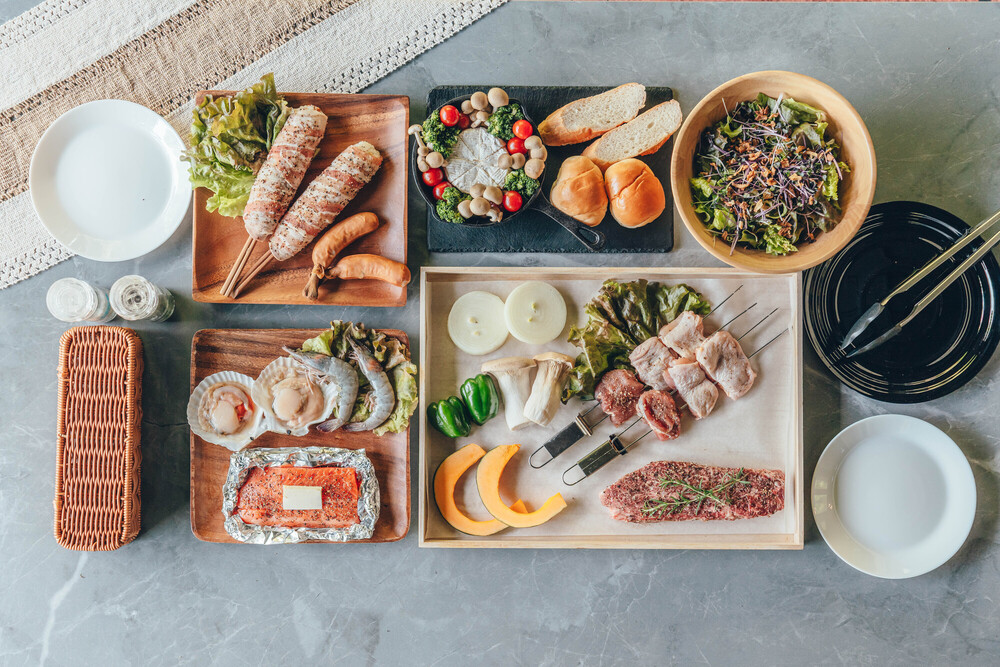 ゆったりロングステイ 【雅 -MIYABI-】黒毛和牛と海の幸の贅沢コース(朝食付き)