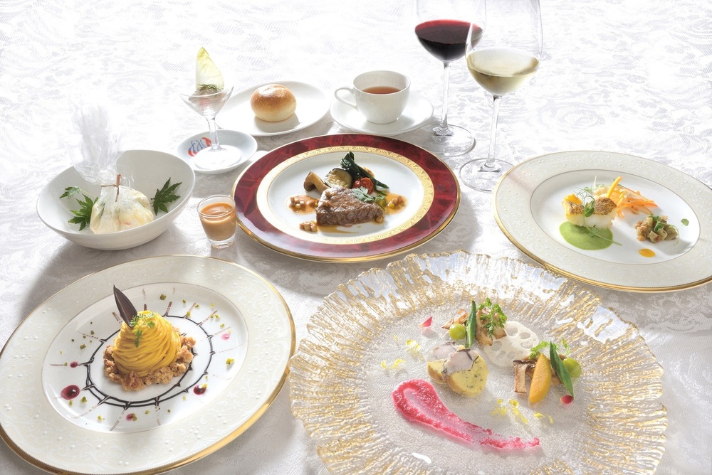 【朝・夕食付】★焼酎飲み放題付！！季節の食材にこだわったシェフのオリジナルディナー★