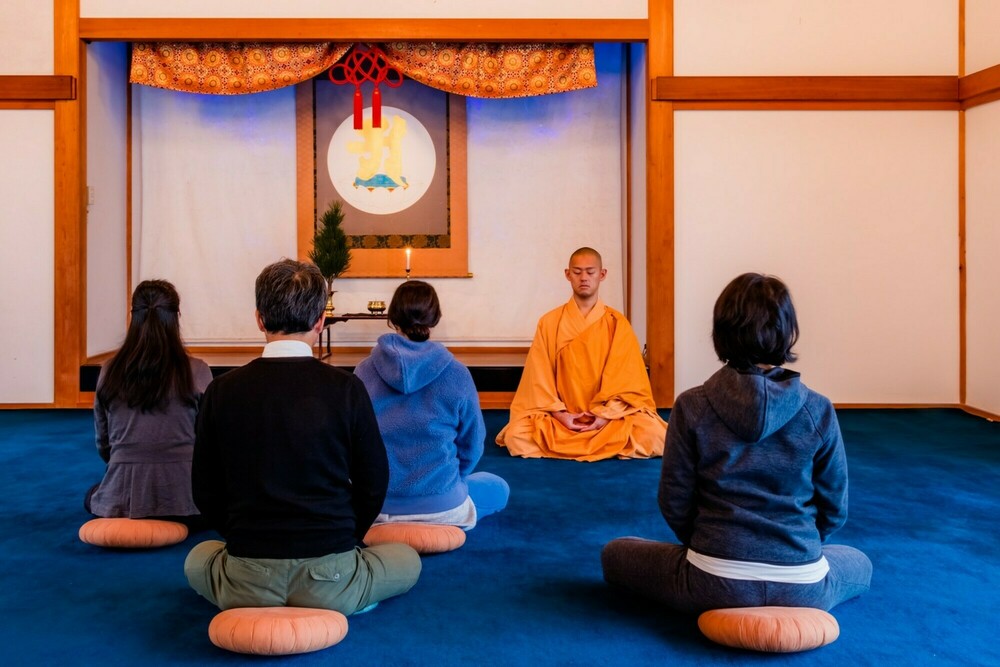 Ajikan meditation experience (no reservation required for guests staying overnight; free participation)