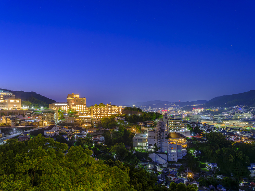 【素泊り】1000万ドルの夜景を臨む稲佐山中腹でご宿泊【大浴場有】