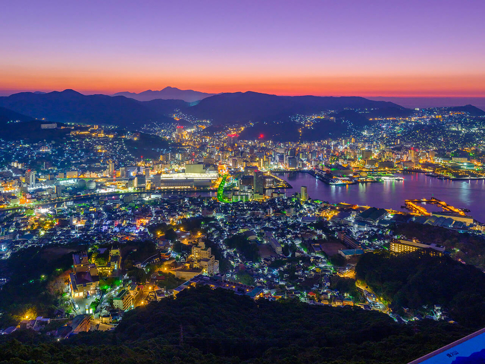 【開業55周年記念プラン】＜出島会席2食付＞★特別価格でご宿泊★夕食は当館オリジナル出島会席♪