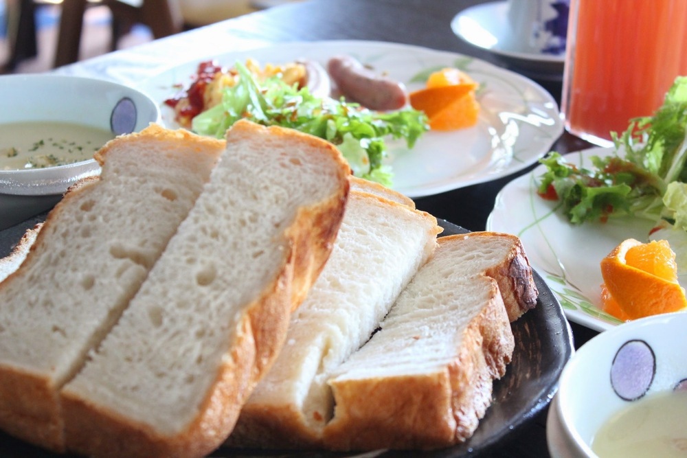【大人気1泊朝食】ファミリー歓迎☆ふわふわパンの朝食付き♪子供連れ歓迎・家族風呂あり！