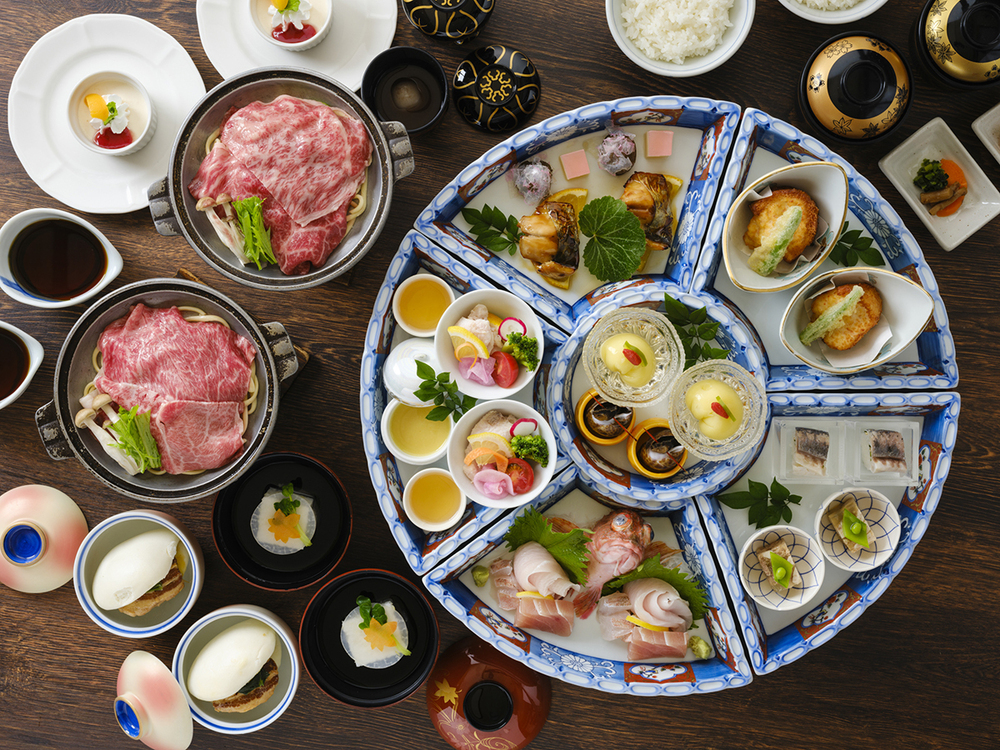【ファミリー応援！】＜出島会席2食付＞小学生以下（食事布団付）4，950円！で家族旅行がお得♪