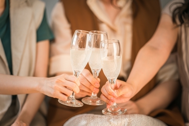 ♥♡別荘で女子会プラン♥♡公式予約サイト限定【素泊まり・３～４名様】緑豊かなプライベート感溢れる１棟貸切コテージ♪