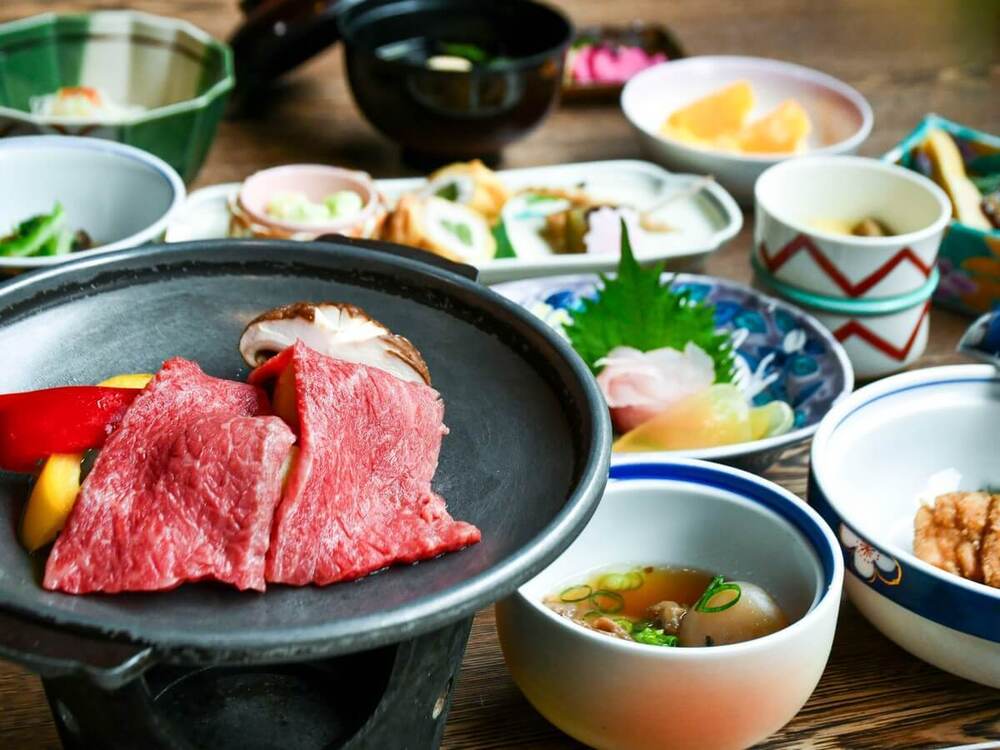 【食欲の秋は肉祭り！】今だけ米沢牛2倍！お値段そのまま陶板焼きボリュームアップ！紅葉の白布温泉〇2食