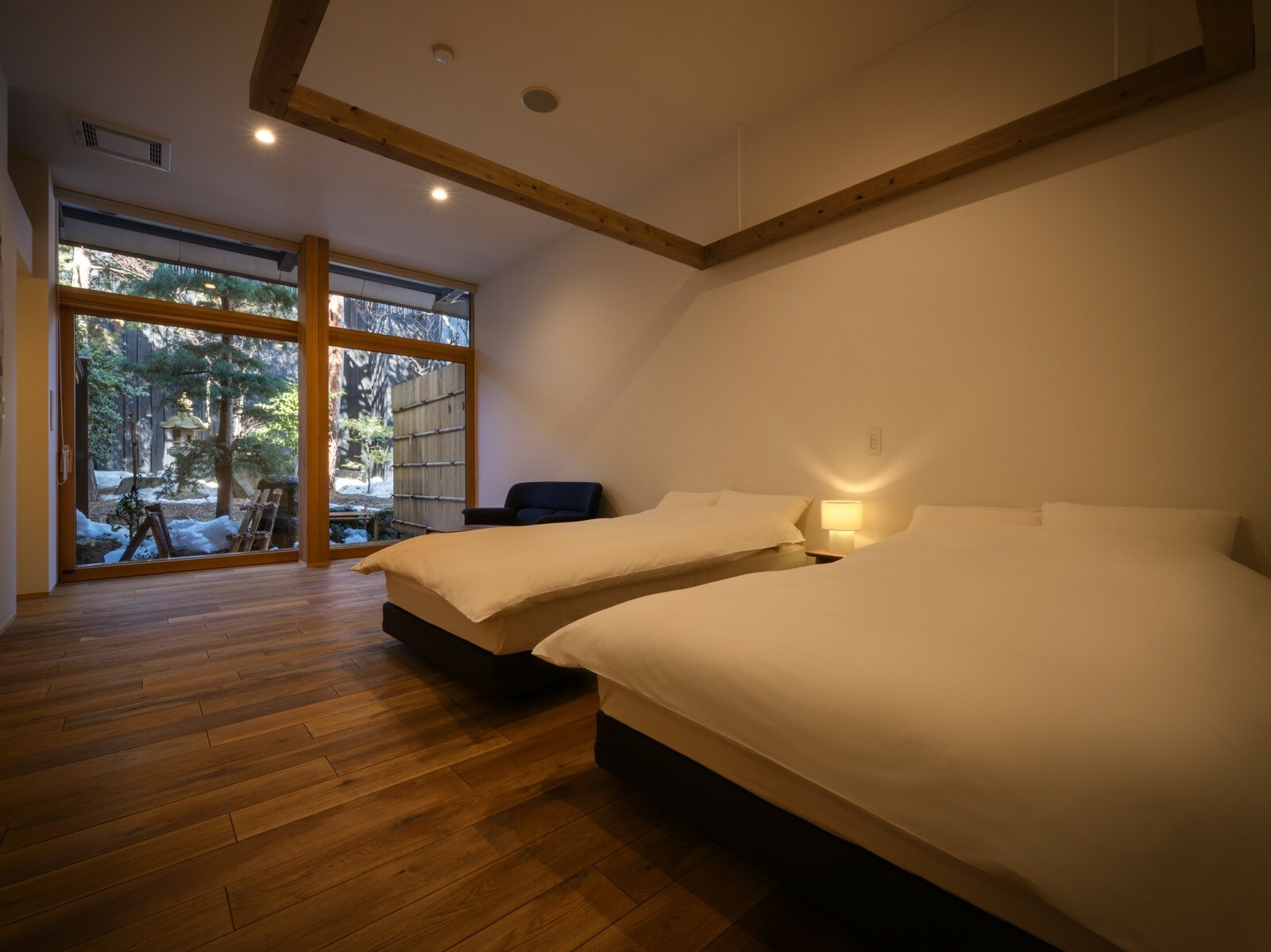 23b4be5b-da29-477e-a082-