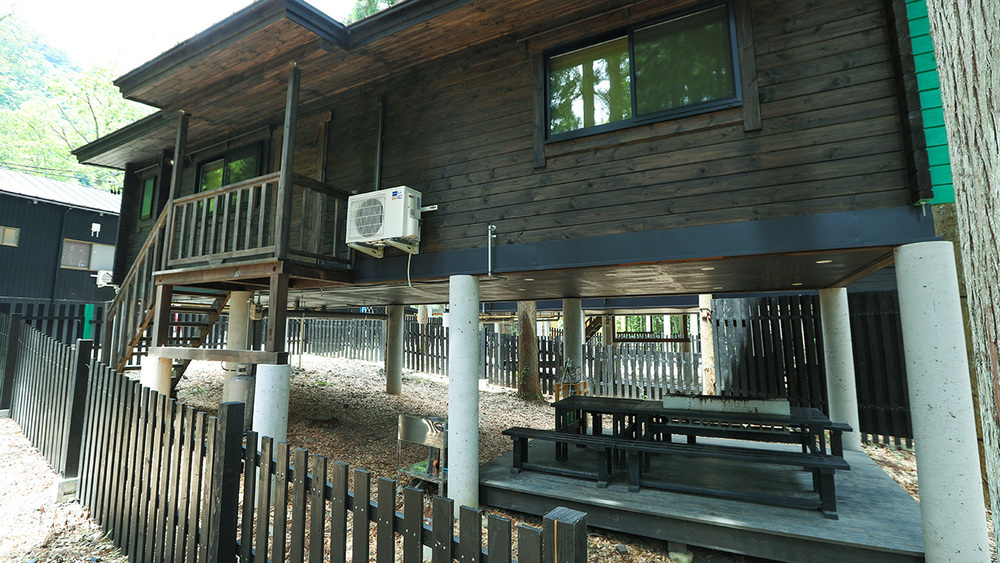 ログコテージ　参の棟