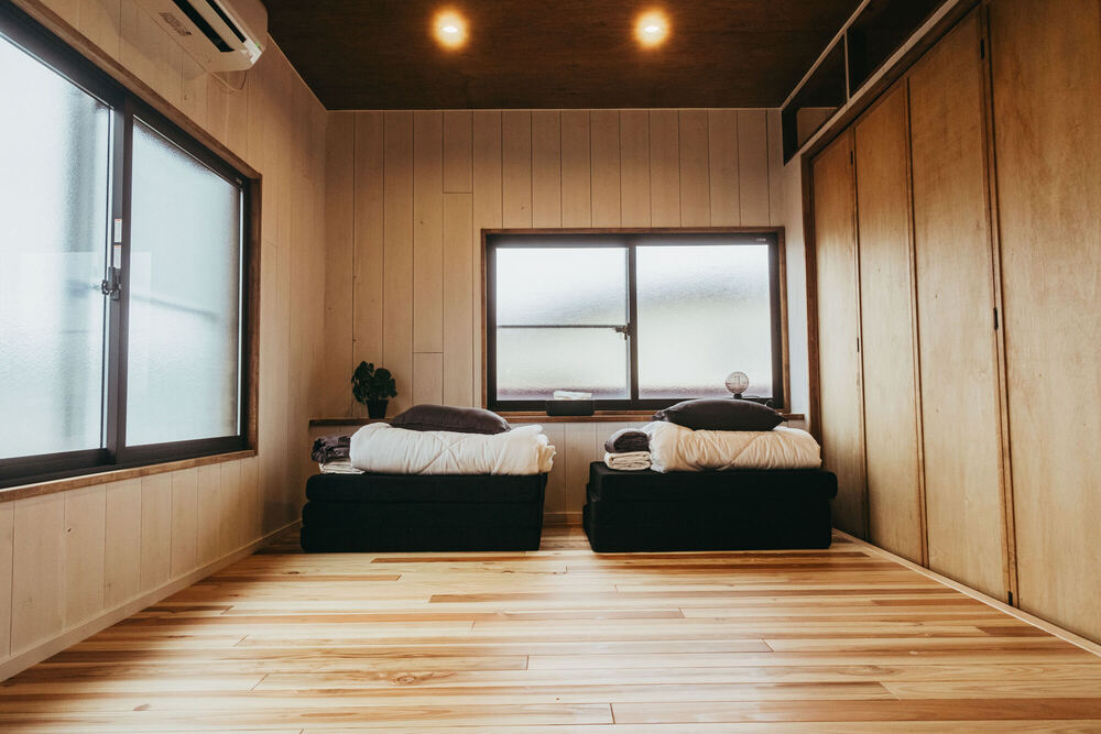 【布団を敷いて自由に】Nora（のら）