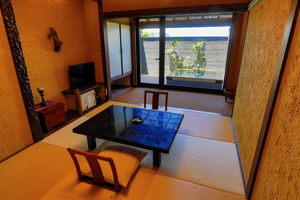 ＜温泉露天風呂付き＞6畳広縁テラス付き和室【禁煙】