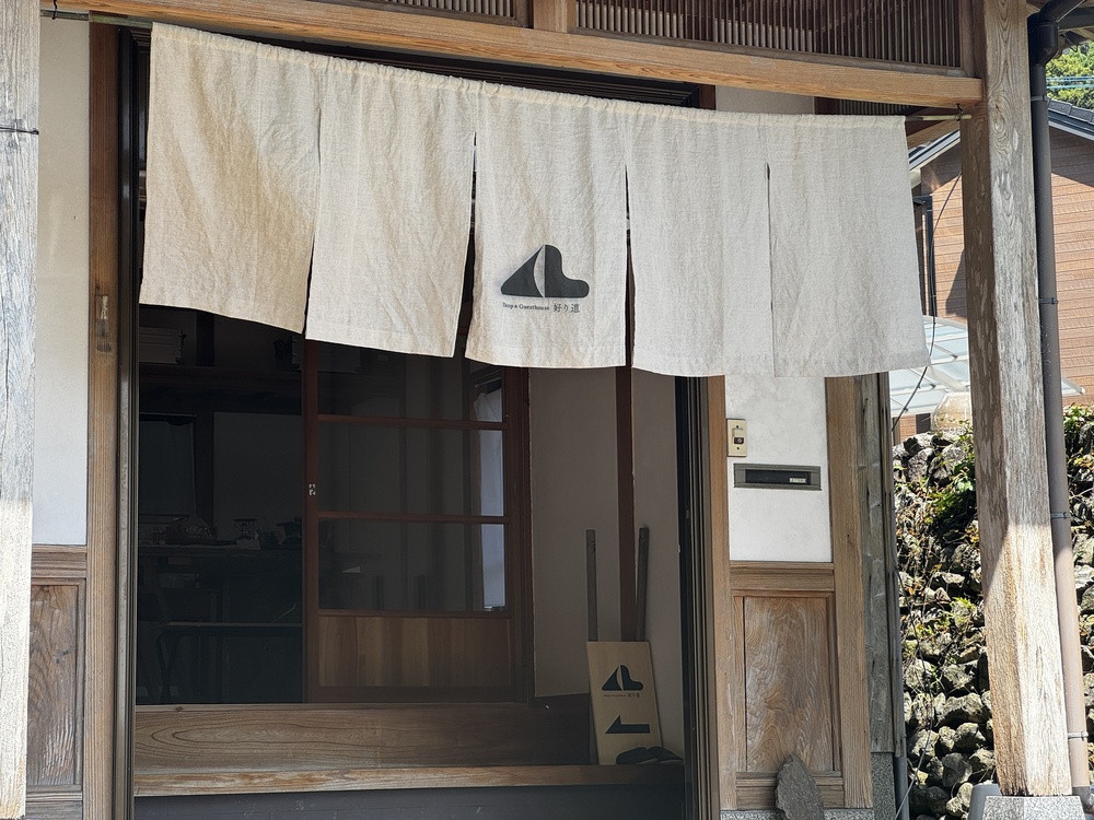 男女共用ドミトリー