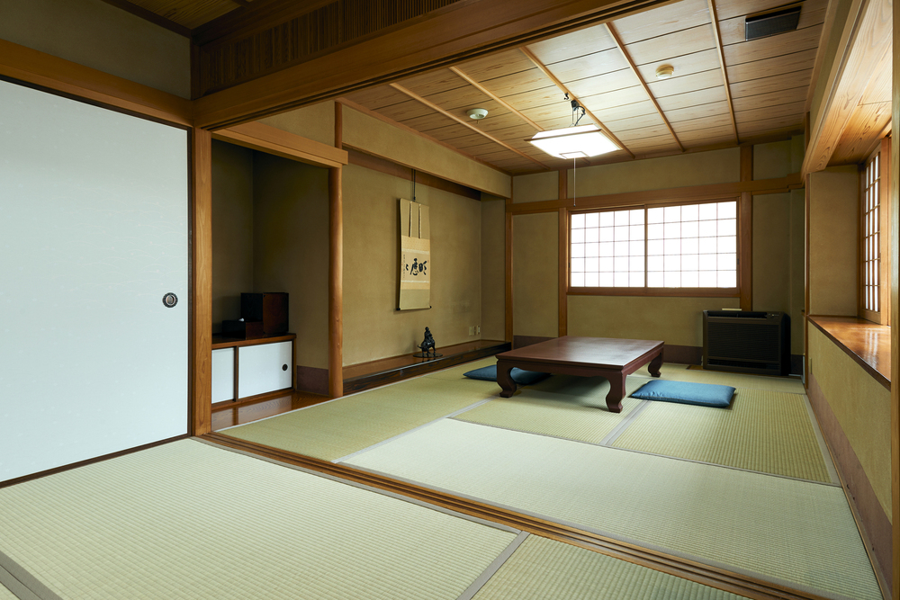 桜の間　9畳　（お手洗い・洗面共用）　1～3名様用