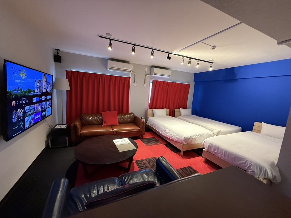 Deluxe Suite Room 602
